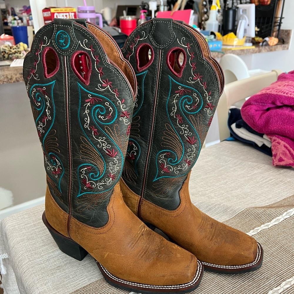 Tony Lama Heeled Boots Brown and Black Classic Design
